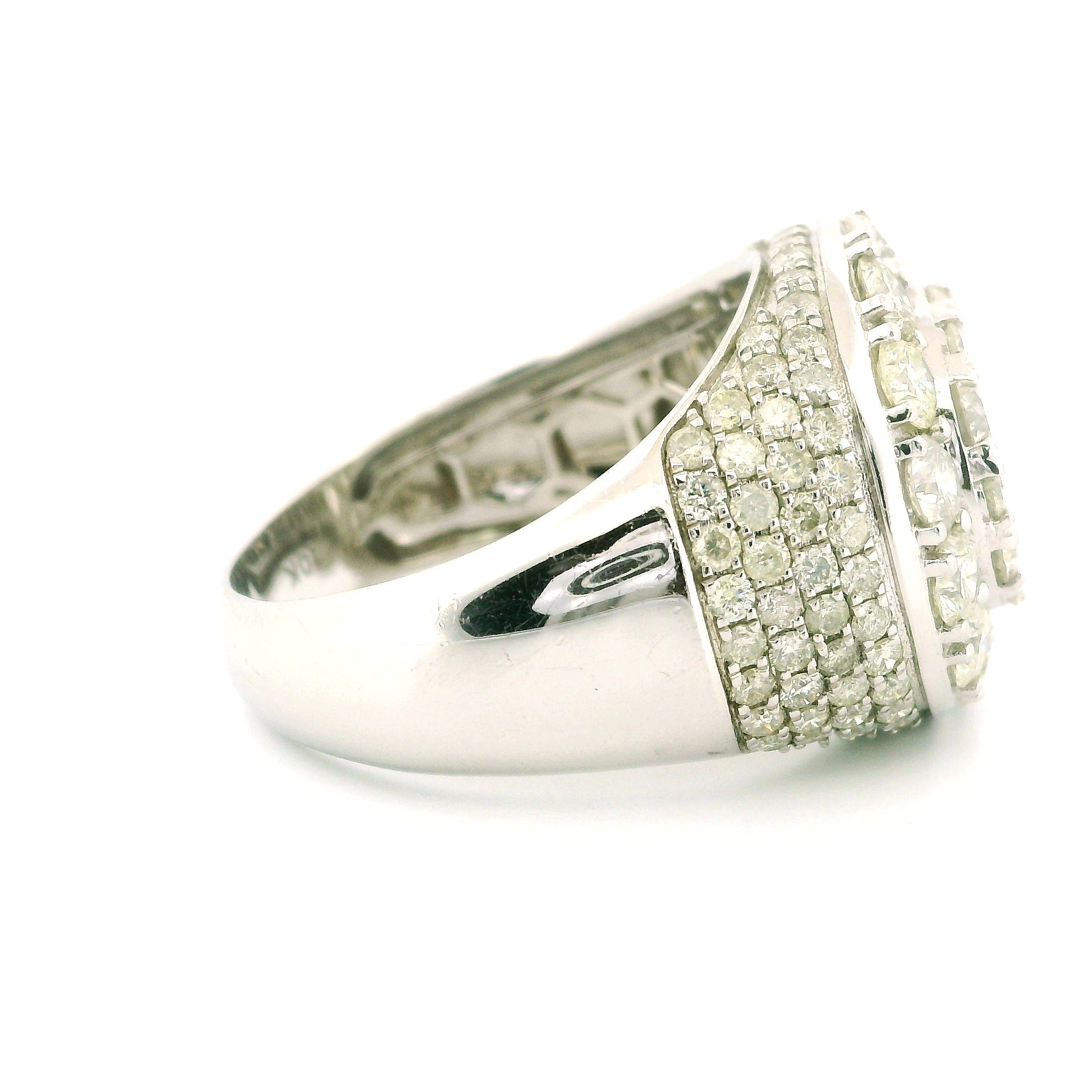 4.61ctw Round-Cut Diamond Men’s Pinky Ring in 10K Gold – Bold Luxury Jewelry