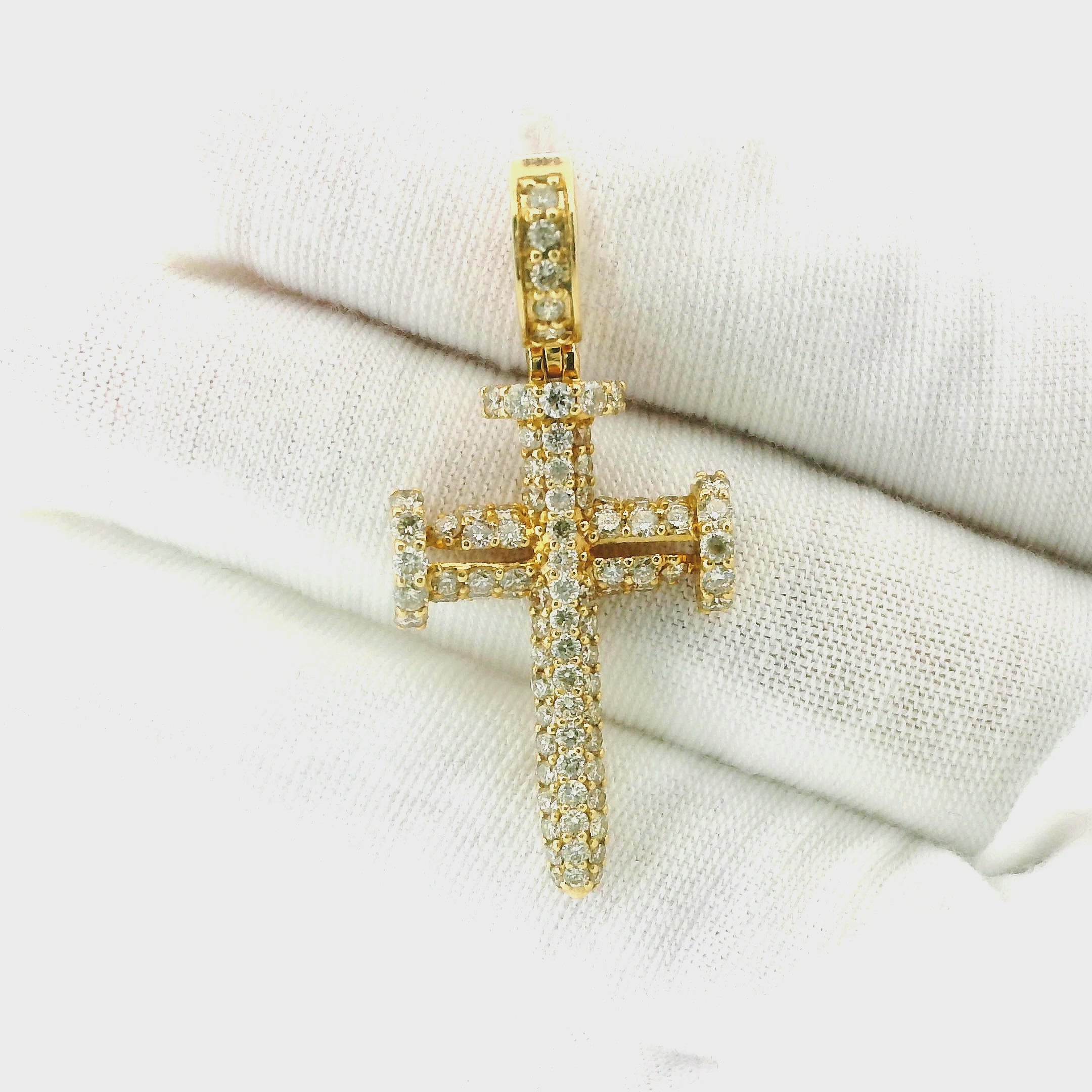 14k Yellow Gold Diamond Pendant | 1.64ctw Round Natural Diamonds, 28mm